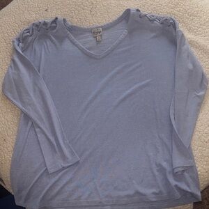 Como Vintage Light Blue Long Sleeve Top
